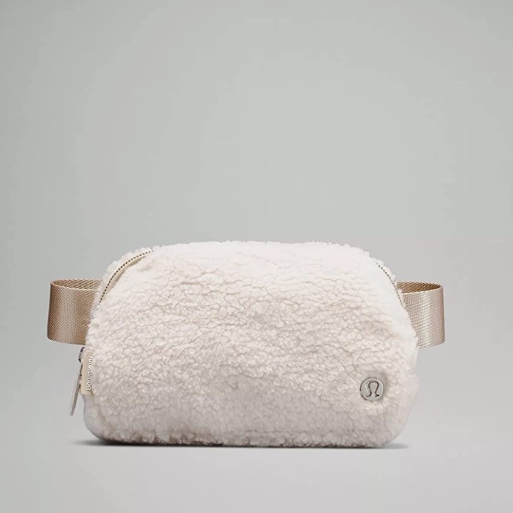 Lululemon Athletica Everywhere Fleece Belt Bag